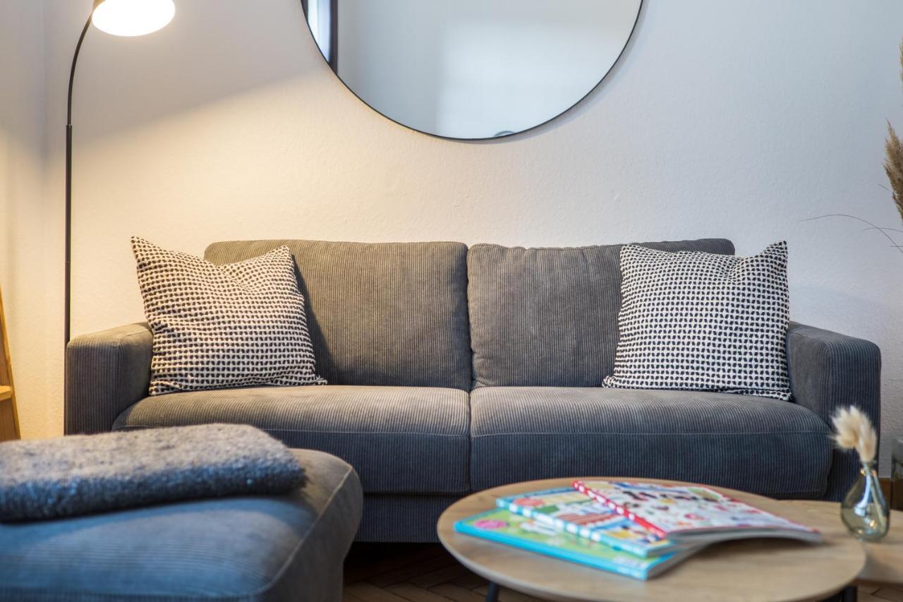 Schwarzlins Loftraum: Stylish Smart With Streaming & Nespresso Sankt Ingbert